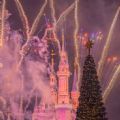 迪士尼城堡烟花背景图壁纸高清动图
